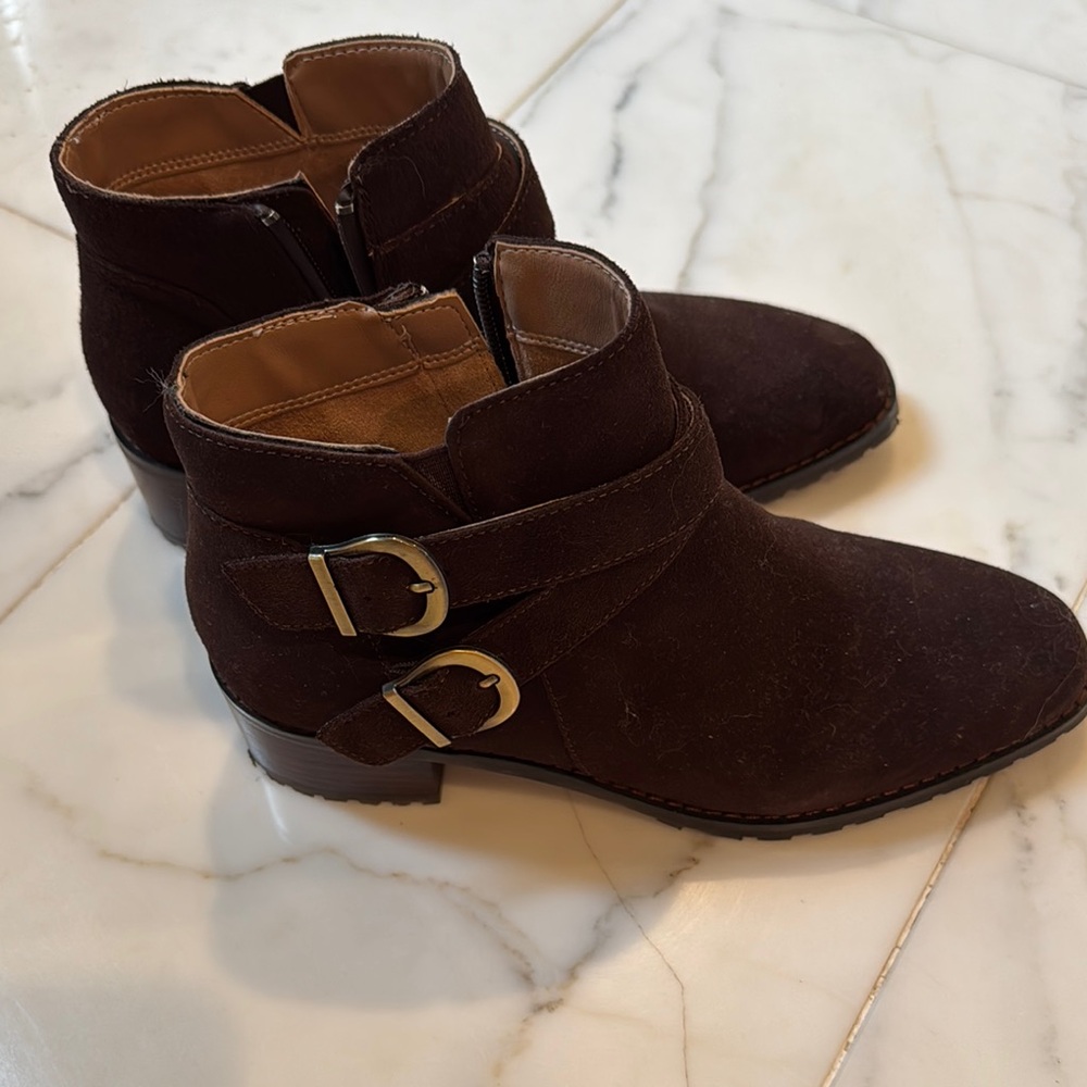Blondo Sway Brown Ankle Boots with Decorative Buckles and Side Zipper